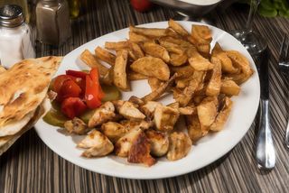 Gyros pui la farfurie