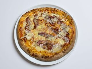 Pizza Quattro Formaggi & pancetta
