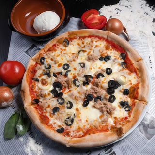 Pizza Tonno