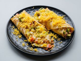 13.Clătită cu ton si avocado
