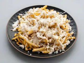 Cartofi cu feta și smântână