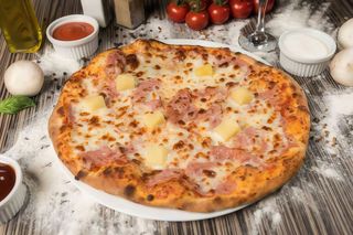 Pizza Hawaii (family)