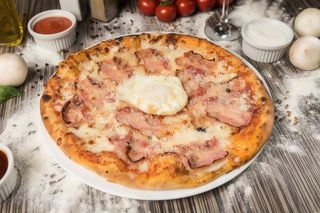 Pizza Carbonara (family)