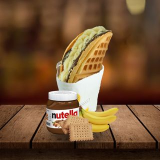 WAFFLE, NUTELLA, BANANE FRESH, BISCUIȚI