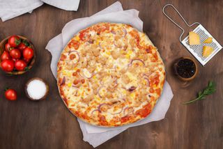 Pizza cu ton