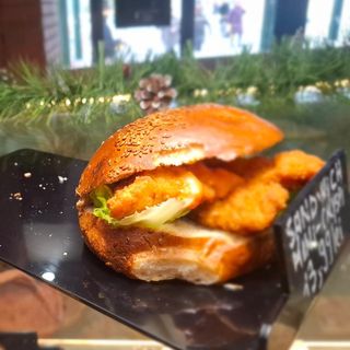 CRISPY BURGER