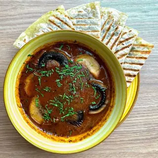 Tripple Mushroom Soup-Supa de mix de Ciuperci (usor picanta)