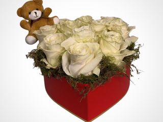 Aranjament floral în formă de inimă