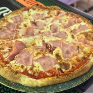 Pizza Șuncă (Prosciutto)