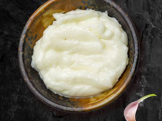 Pasta proaspata de usturoi 40g