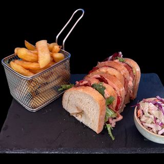 Sandwich BLT cu Cartofi Prajiti 300g/150g