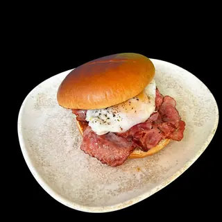 Bacon&Egg Bap 280g