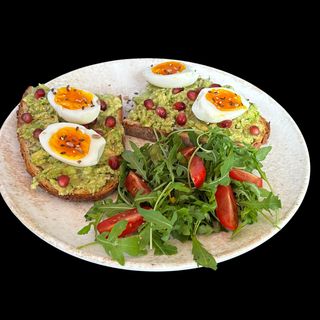 Avocado & Egg Tostie 280g
