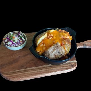 Beans & Cheese Jacket Potato 400g