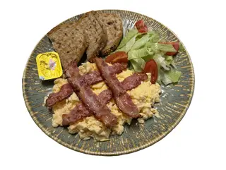 Scrambled Eggs cu Bacon si branza Cheddar 350g