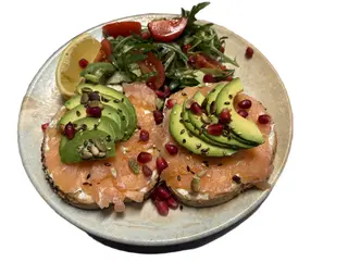 Smoked Salmon & Avocado Toastie 280g