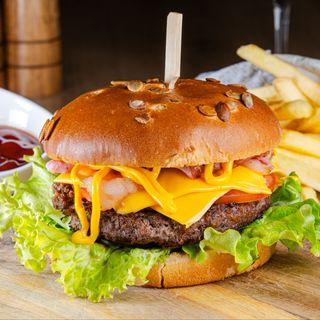 Cheeseburger de vită