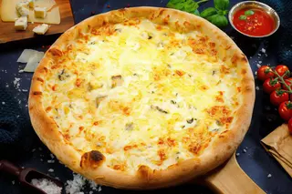 Pizza Quattro Formagi