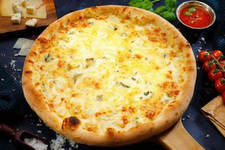 Pizza Quattro Formagi