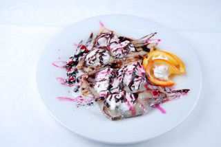 Clatite cu Finetti si ananas