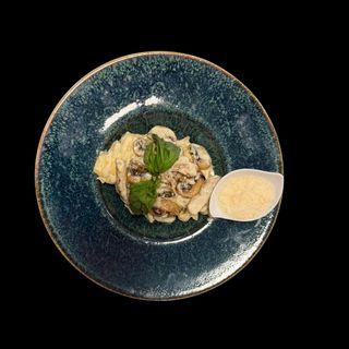 Paste Alfredo cu pui