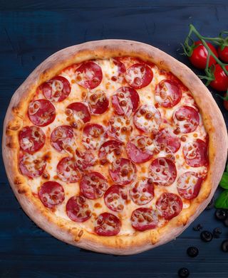 Pizza Salami Ø 32cm