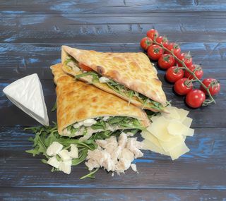 Bella Focaccia cu Pesto si Pui