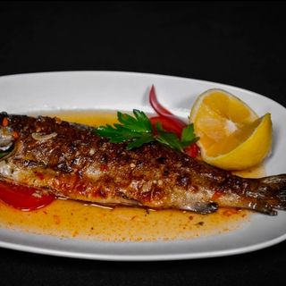 Saramura de dorada cu mamaliguta