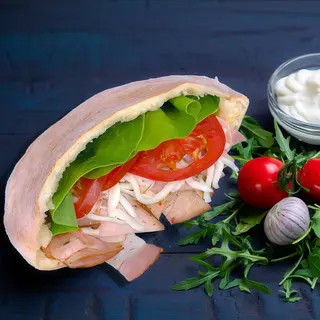 Chifla cu pastrama