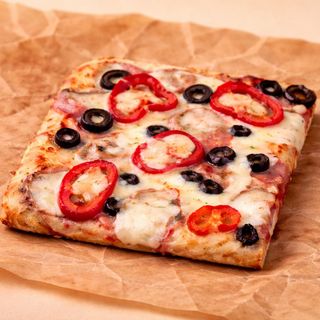 Pizza la felie Quattro Stagioni