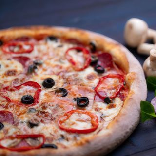 Oferta 2 pizza Quattro Stagioni Ø 32CM