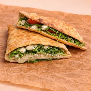 Bella Focaccia cu Pesto si pui