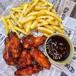 ARIPIOARE MARINATE IN SOS BARBEQUE  400 GR 