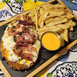 Mediterranean Schnitzel Box 450g