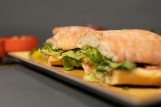 Sandwich bacon y queso