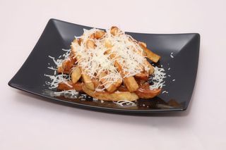 Cartofi prajiti cu usturoi si patrunjel