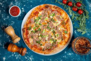 Pizza Tonno e cipolla mica