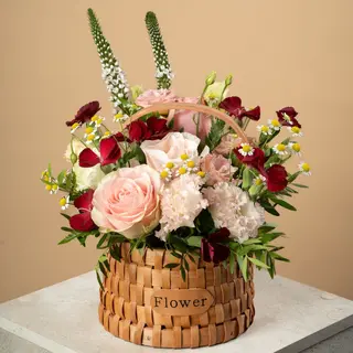 Coșulețul florist's choice