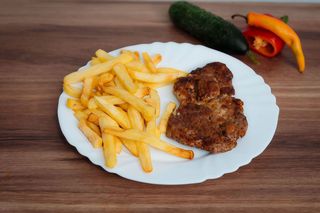 Cartofi pai/ wedges cu pulpa pui dezosata