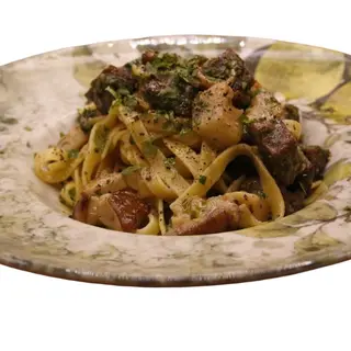 Tagliatelle cu muschi de vita