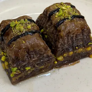 Baklava emre cu ciocolata si nuca