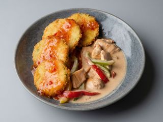 Pui în lapte de cocos