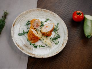 Cordon bleu din piept de pui