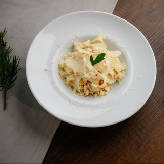 Tagliatelle cu somon