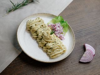 PLATOU CU SALATA DE VINETE ( cu precomanda de 4h )