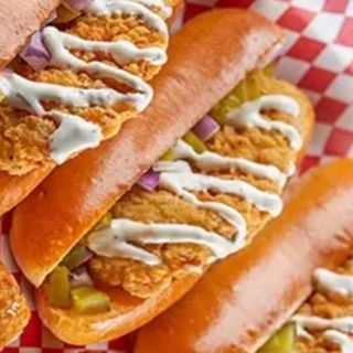  Meniu Crispy Hot-Dog 