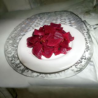 Salată de sfeclă roșie