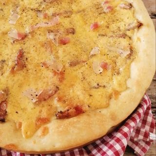 Pizza Carbonara