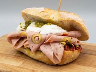 PANINO MORTADELLA
