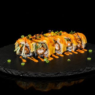CRISPY CHEESY CHICKEN ROLL